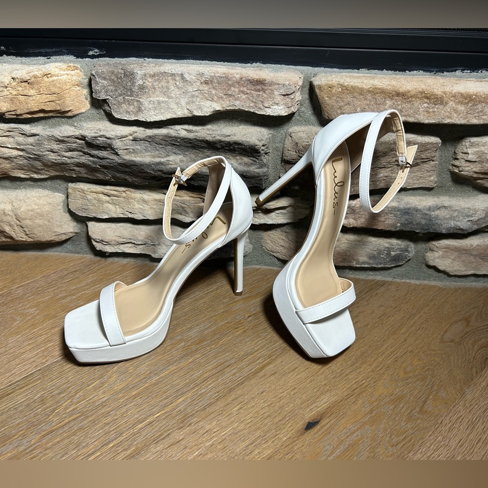 Lulus bridal engagement heels white heels - Picture 4 of 11